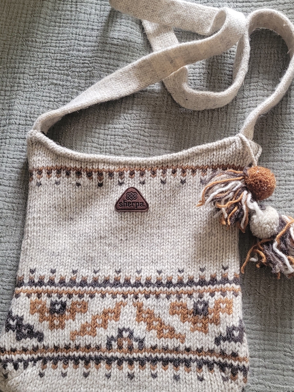 Sherpa Cream Knit Crossbody Bag with Tassel Detail